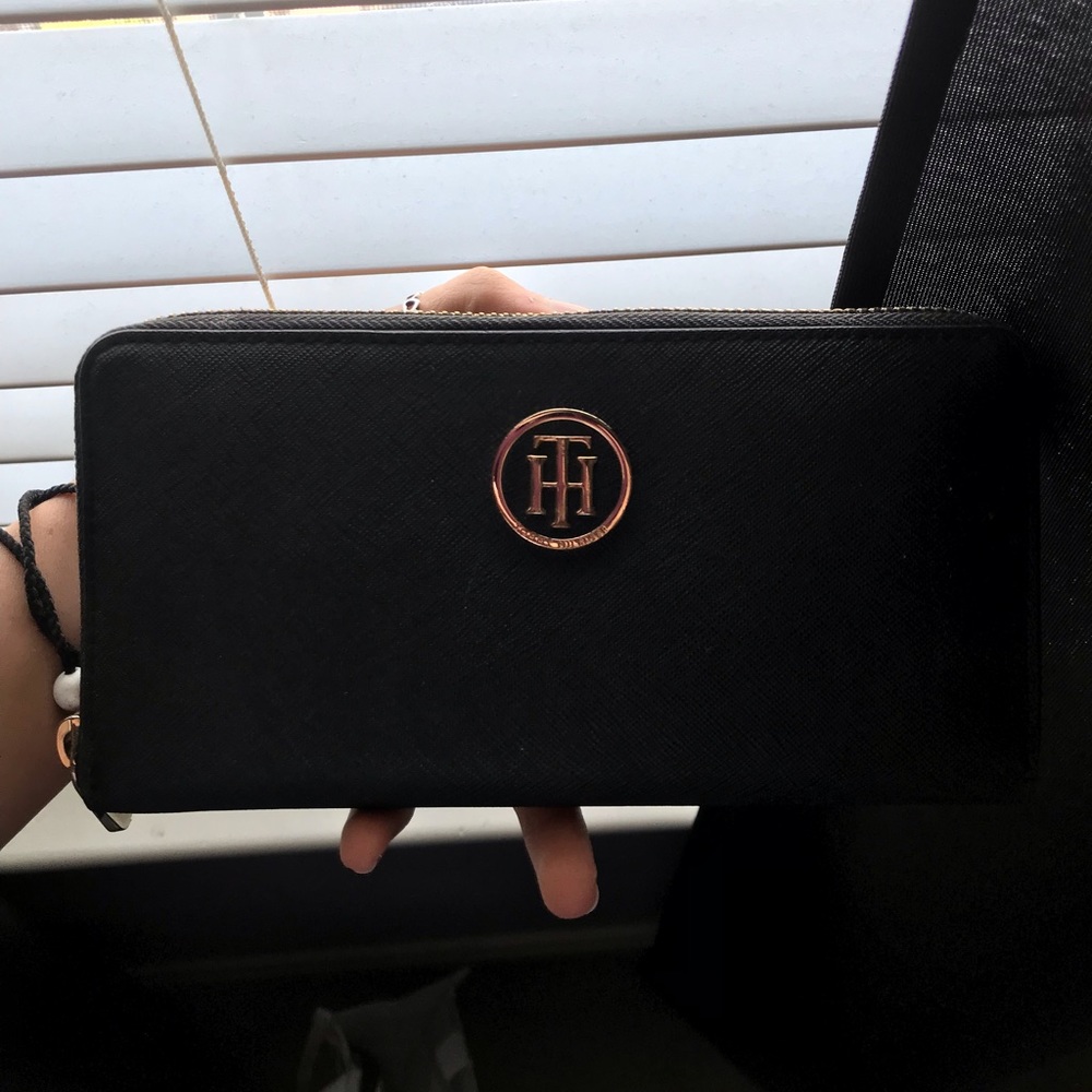 TOMMY HILFIGER wallet/small clutch